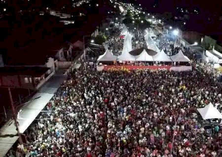 Lad&aacute;rio surpreende com recorde de p&uacute;blico no carnaval antecipado