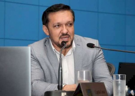 Deputado pode perder mandato ap&oacute;s decis&atilde;o do TSE que anulou desfilia&ccedil;&atilde;o