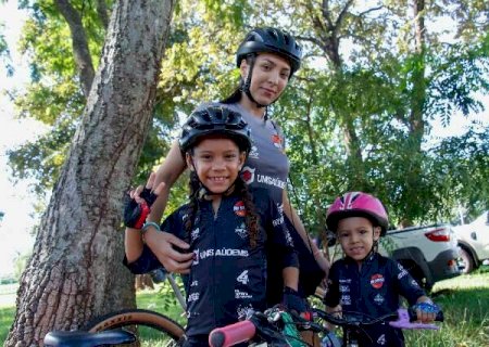 Festival de Ver&atilde;o atrai fam&iacute;lias para pr&aacute;tica de exerc&iacute;cios ao ar livre