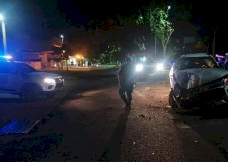 Jovem invade Senai de Dourados, furta caminhonete e é preso após acidente na fronteira