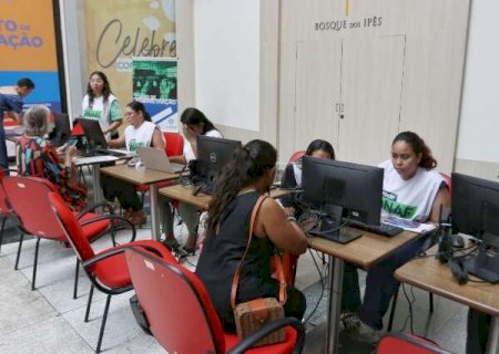 Fazer declara&ccedil;&atilde;o sem pagar contador &eacute; al&iacute;vio para contribuintes durante mutir&atilde;o