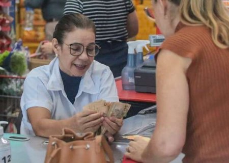 Supermercados oferecem 400 vagas de emprego em MS na Semana da Contrata&ccedil;&atilde;o 50+