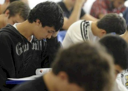 Faculdades t&ecirc;m at&eacute; 2&ordf; para informar vagas remanescentes do Fies 2025