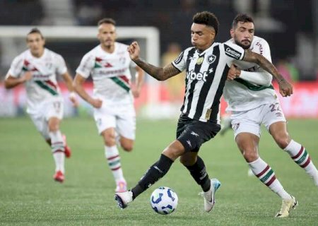 Com gols de Vitinho e Savarino, Botafogo supera Fluminense no Brasileir&atilde;o