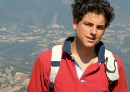 Igreja denuncia com&eacute;rcio de rel&iacute;quias atribu&iacute;das a Carlo Acutis