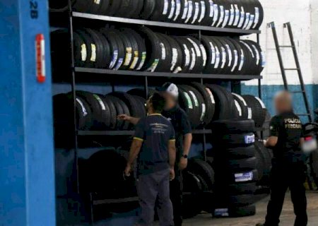 Alvo de opera&ccedil;&atilde;o, esquema faz &ldquo;bola de pneus&rdquo; para lucrar mais com contrabando