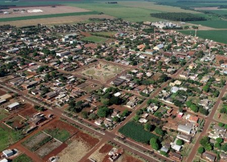 Laguna Carap&atilde; e Alcin&oacute;polis comemoram anivers&aacute;rio de emancipa&ccedil;&atilde;o