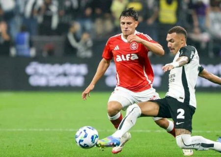 Yuri Alberto marca tr&ecirc;s vezes e comanda vit&oacute;ria do Corinthians sobre o Inter