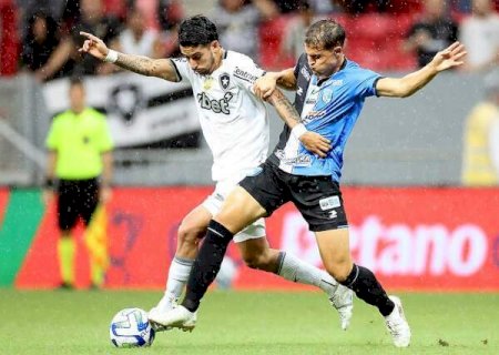 Santos &eacute; eliminado nos p&ecirc;naltis e Botafogo segue na Copa do Brasil