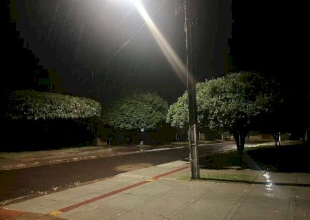 Frente fria chega a MS com chuva e queda de at&eacute; 10&deg;C na temperatura