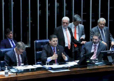 Senado aprova PEC que inclui guarda municipal na segurança pública