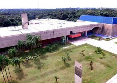 Semin&aacute;rio debate primeira inf&acirc;ncia e reconhece munic&iacute;pios que cumpriram metas