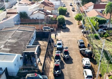 Após pedido de Coronel David, megaoperação desmantela quadrilha em Aparecida do Taboado com drogas, armas, prisões e morte em confronto
