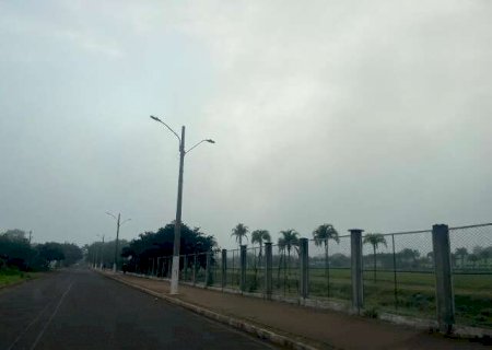 Maior munic&iacute;pio do interior de MS abre a semana sob nevoeiro