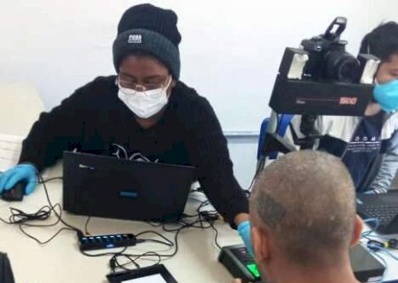 Presos da M&aacute;xima recebem nova Carteira de Identidade em mutir&atilde;o de cidadania