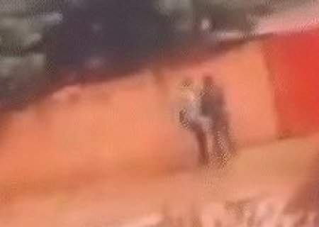 Sargento flagrado agredindo homem algemado ser&aacute; afastado durante investiga&ccedil;&atilde;o