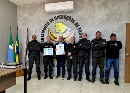 Coronel David entrega Moção de Congratulação ao DOF pelos 38 anos da corporação e é homenageado por atuação na segurança pública