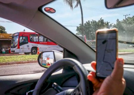 Nova lei permite consignado para trabalhadores formais e de aplicativos