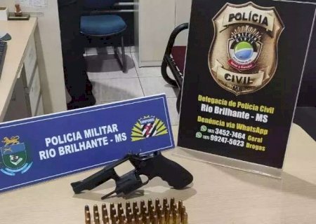 Jovem de 25 anos &eacute; socorrido ap&oacute;s levar tiro de rev&oacute;lver no rosto