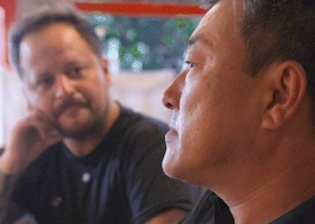 Restaurante colhe broto de bambu 1 vez ao ano para servir frango xadrez
