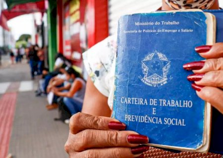 Capital abre a semana com 3,1 mil vagas de trabalho abertas