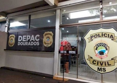 Filho de 25 anos agride mãe por celular e acaba preso em flagrante