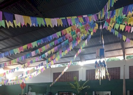 Ceia realiza Festa Julina para alunos e familiares