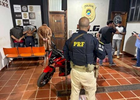 Falsos policiais que roubaram carga de muamba s&atilde;o presos