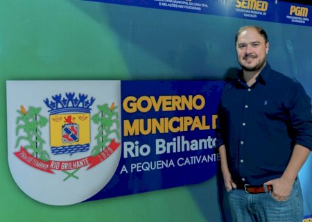 Vice-prefeito Leonardo Arruda assume interinamente a Prefeitura de Rio Brilhante