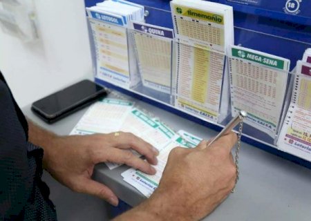 Acumulada, Mega-Sena pode pagar at&eacute; R$ 9 milh&otilde;es neste s&aacute;bado