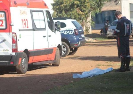 Homem &eacute; morto a facadas ap&oacute;s discuss&atilde;o no Nova Campo Grande