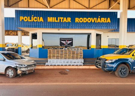 Motorista foge da PMR e abandona carro com 604 quilos de maconha em MS