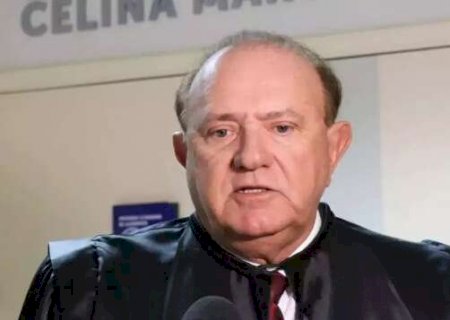 Conselheiro Osmar Jeronymo &eacute; autorizado a voltar ao cargo no TCE