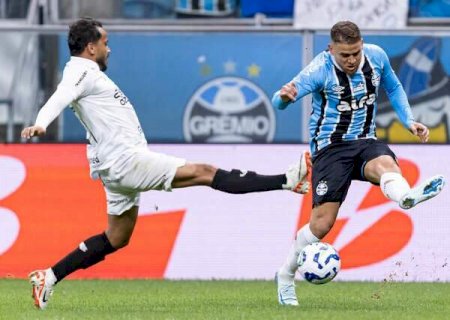 Gr&ecirc;mio e Cear&aacute; empatam sem gols em duelo truncado do Brasileir&atilde;o