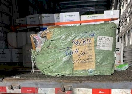 Motorista de caminh&atilde;o &eacute; preso transportando R$ 6 milh&otilde;es em contrabando