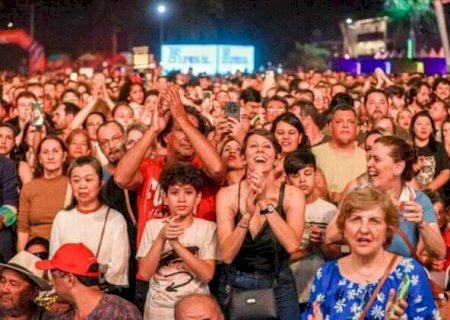 Festival de Inverno re&uacute;ne 120 mil pessoas em cinco dias