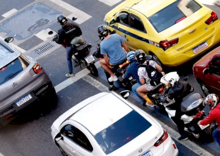Trânsito causa até 10 vezes mais sequelas que mortes, alerta CFM