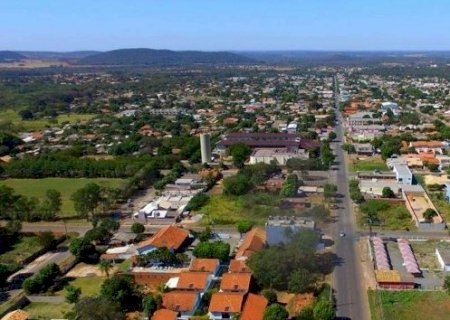 Homem morre ap&oacute;s queda de pe&ccedil;a de m&aacute;quina em mineradora