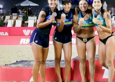 Carol Solberg e Rebecca conquistam Etapa Elite do Circuito Mundial