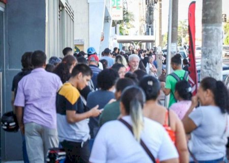 Semana termina com 967 vagas abertas para quem busca o 1&ordm; trabalho
