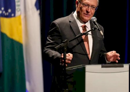 "Boa química" entre presidentes vai ajudar no tarifaço, diz Alckmin