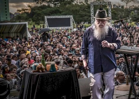 Gênio da música instrumental Hermeto Pascoal morre no Rio aos 89 anos