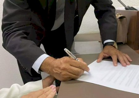 Advogados passam a ter atendimento priorit&aacute;rio em &oacute;rg&atilde;os municipais