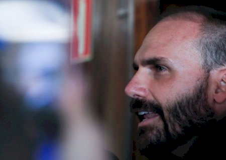 Delegado Freitas vai relatar processo contra Eduardo Bolsonaro