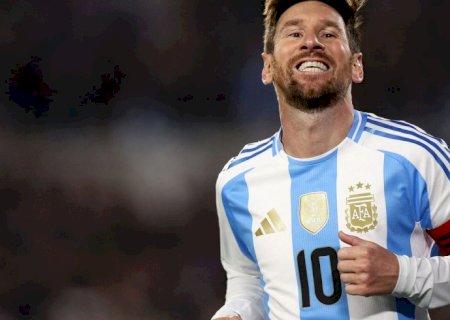 Técnico da Argentina defende que Messi decida se jogará Copa de 2026