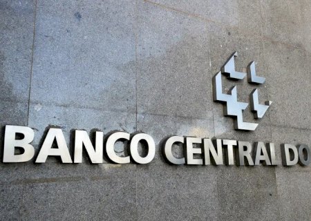 Mercado financeiro reduz previsão da inflação para 4,81%