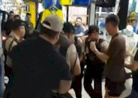 Discuss&atilde;o termina em pancadaria nos corredores do Camel&oacute;dromo da Capital