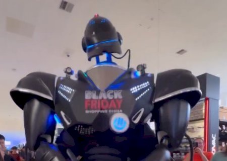 Rob&ocirc; dan&ccedil;ante anima &uacute;ltimo dia da Black Friday na fronteira