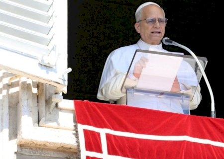 Papa denuncia exílio forçado dos civis de Gaza; ataques matam mais 31