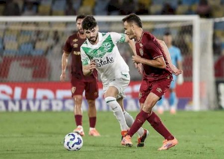 Fluminense marca no fim e garante vit&oacute;ria sobre o Juventude